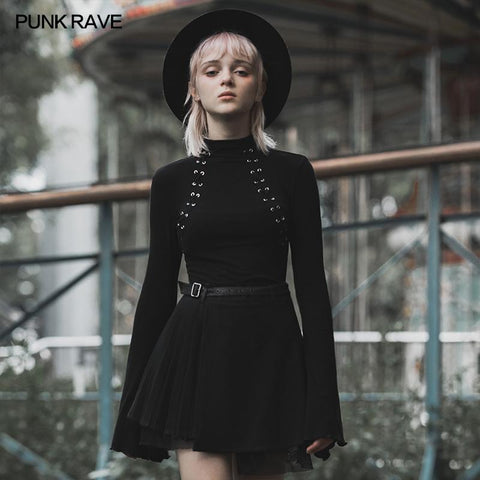 Light Gothic laced chest skinny T-shirt