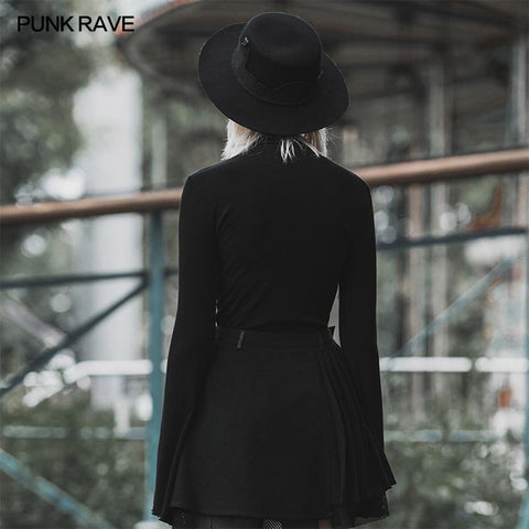 Light Gothic laced chest skinny T-shirt